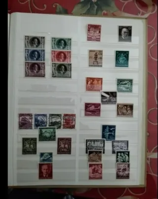 Álbum Kabe 700 sellos Imperio Alemán 3º Reich