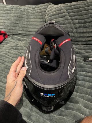 Casco Scorpion R1 Carbono forjado