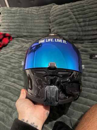 Casco Scorpion R1 Carbono forjado