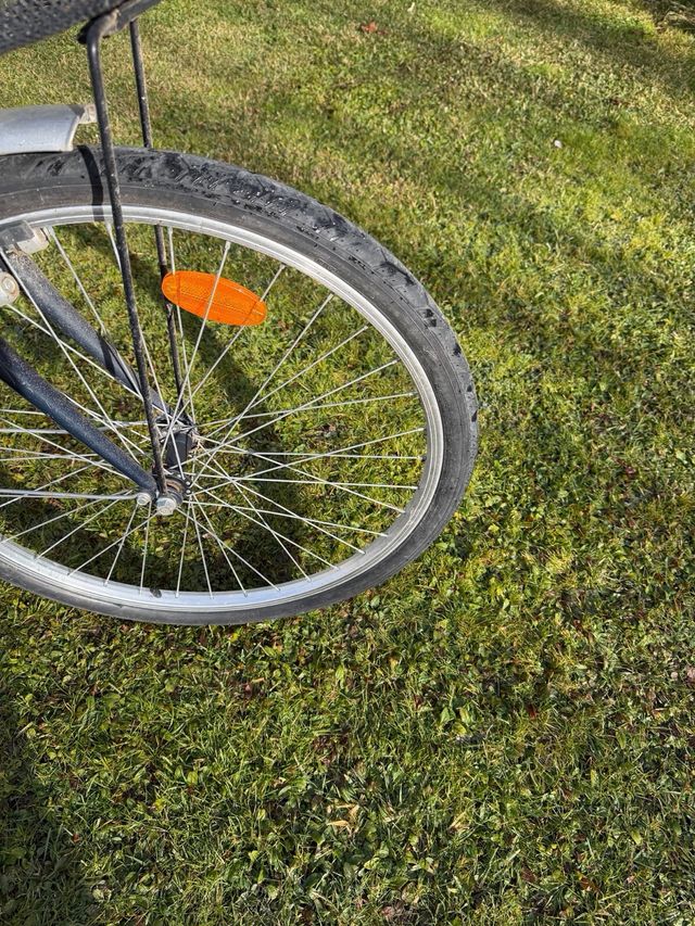 Bicicleta urbana City 1 Decathlon azul marino