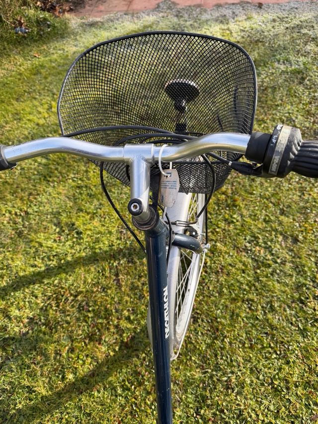 Bicicleta urbana City 1 Decathlon azul marino