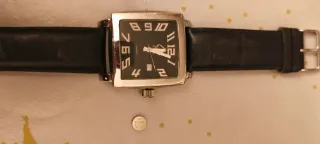 Reloj de pulsera hombre negro y plateado