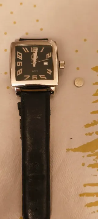 Reloj de pulsera hombre negro y plateado