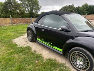 Volkswagen New beetlee 2005