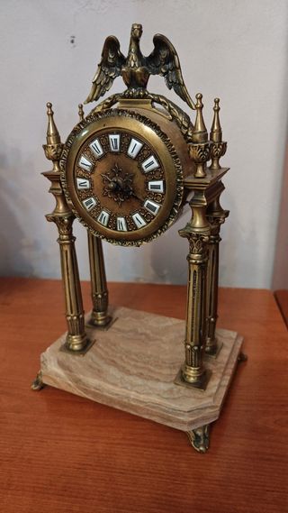 Reloj de sobremesa águila bronce.
