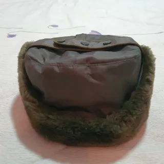 Gorra de cazador con orejeras