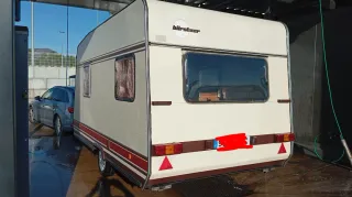 Caravana Burstner 750kg.