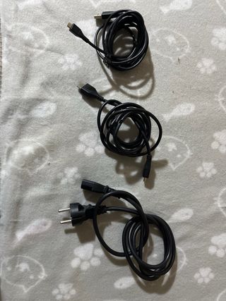 PS4 Pro 1TB Negra + 2 Mandos