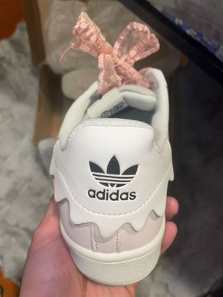 Adidas Superstar Rosa y Blancas Talla 38