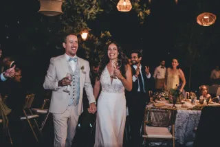 Traje de Novio color crema