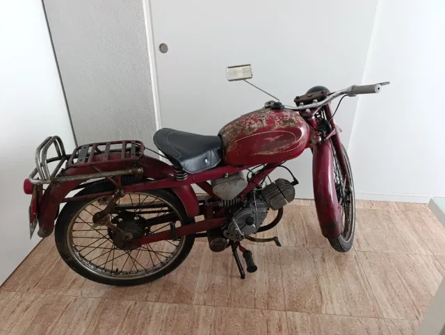 Moto Guzzi Cardelino