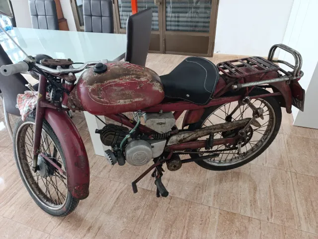 Moto Guzzi Cardelino