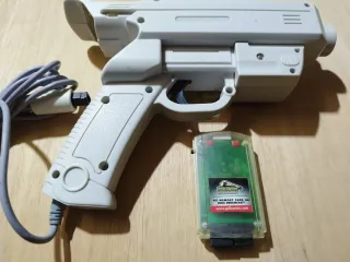 Pistola Dreamcast + Memory Card Sega