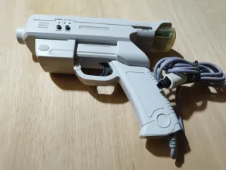 Pistola Dreamcast + Memory Card Sega