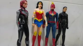 Lote 5 Figuras SUPERHEROÍNAS Marvel DC