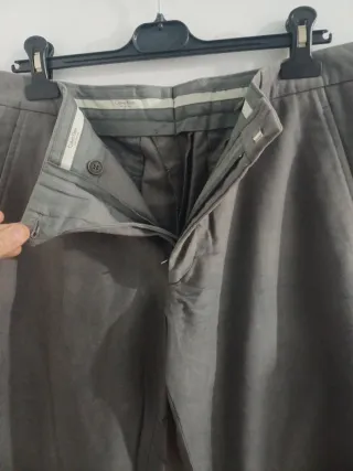 Pantalón vestir Calvin Klein Talla 48