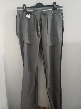 Pantalón vestir Calvin Klein Talla 48