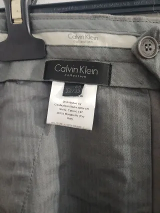Pantalón vestir Calvin Klein Talla 48