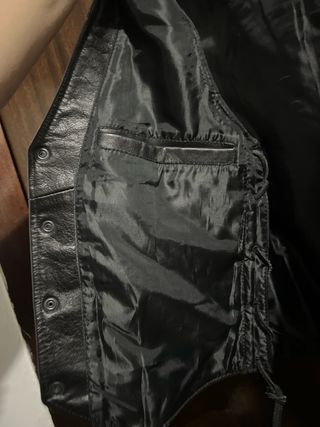 Chaleco motero piel negra