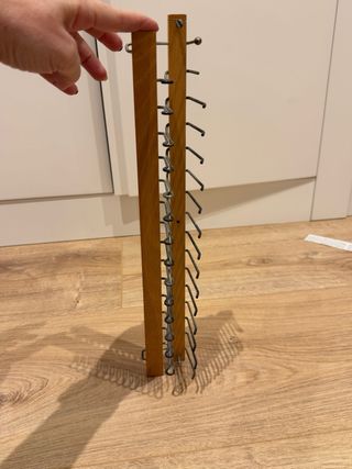 Colgador de 12 corbatas/cinturones