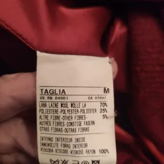 Chaquetón Granate Benetton Talla M/L como 42
