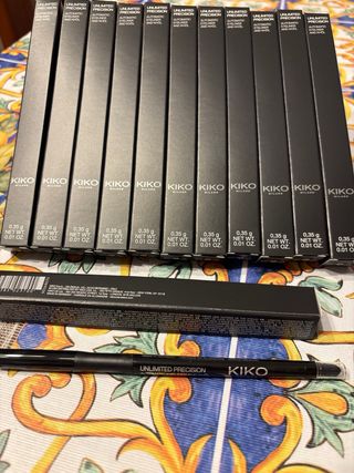 12 Kiko Milano Unlimited Precision Eyeliner