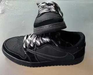 Nike Air Jordan DM7866-001 talla 42.5