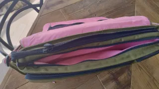 2 Maletines Portátil AM Marron y verde,25 los dos.