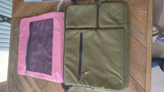 2 Maletines Portátil AM Marron y verde,25 los dos.