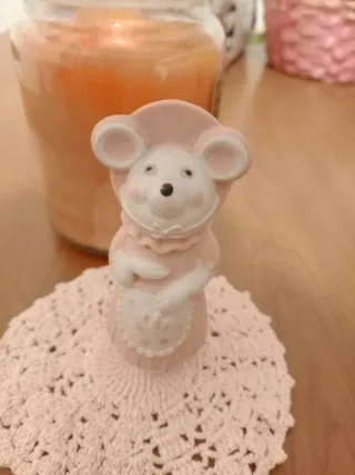 Topina Avon in gomma rosa, balsamo labbra anni 80