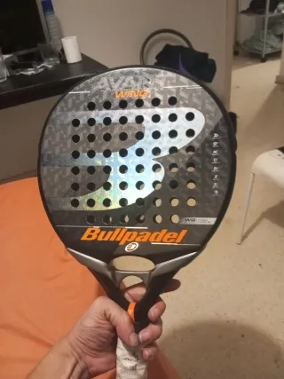 Raqueta de pádel Bullpadel