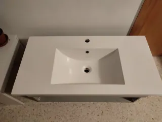 Lavabo/encimera, fabricado en Resina