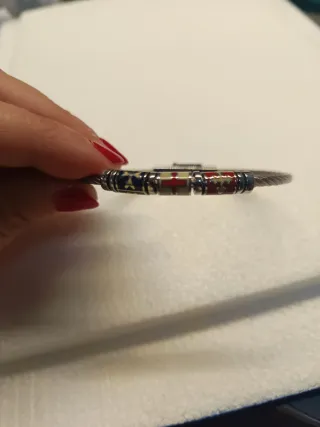 Bracciale uomo cavo metallico con chiusura