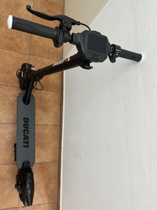Patinete Eléctrico Ducati