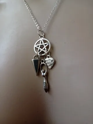 Collana Wicca con Pentacolo e Dea