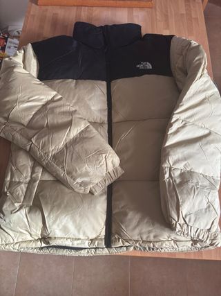 Chaqueta The North Face Beige y Negra Nueva