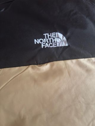 Chaqueta The North Face Beige y Negra Nueva