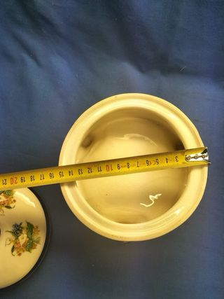 Bomboneira Porcelana Florais Pés Dourados