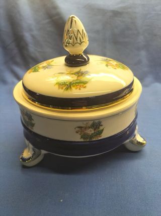 Bomboneira Porcelana Florais Pés Dourados