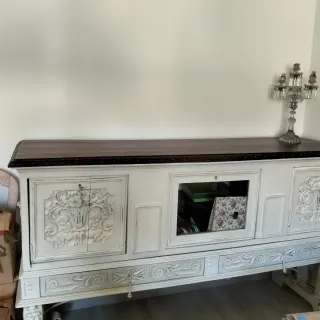 Aparador antiguo madera y cristal