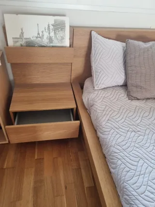 Cama Matrimonio Madera, Colchon y mesita de noche