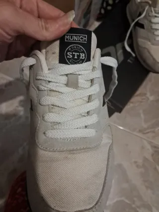 Zapatillas Munich Beige y Gris num 34