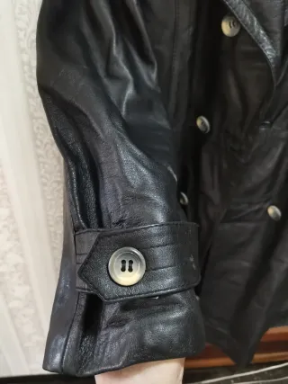 Trench in pelle vintage con imbottitura