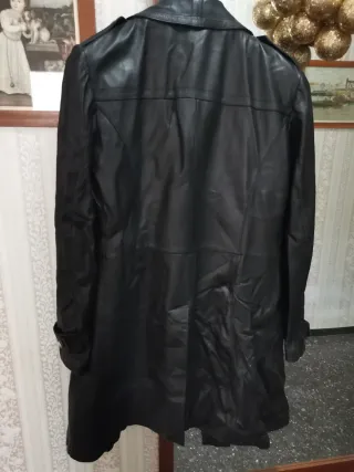 Trench in pelle vintage con imbottitura