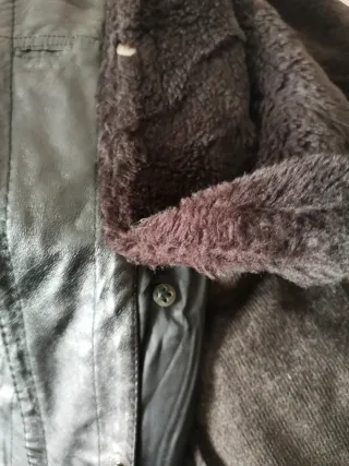 Trench in pelle vintage con imbottitura