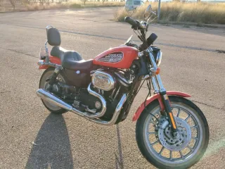 Harley Davidson Sportster 883 R Roja