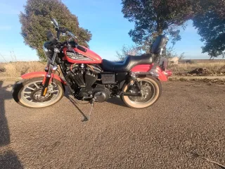 Harley Davidson Sportster 883 R Roja