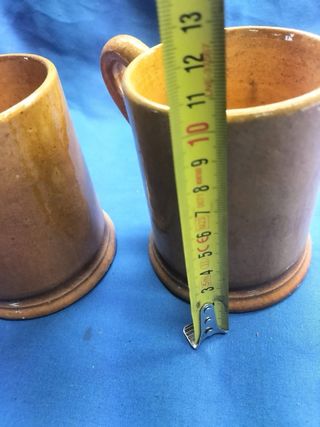 Lote 2 Canecas Faiança Vidrada Amarela