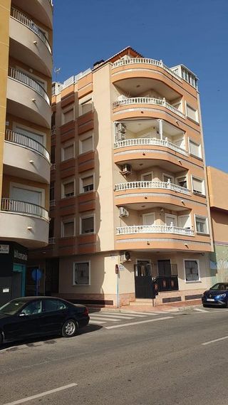 Piso en venta en  El Acequión - Los Naúfragos en Torrevieja