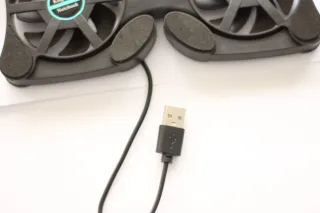 Base Refrigeradora Portátil USB